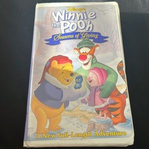 Disney's Winnie the Pooh Seasons of Giving VHS